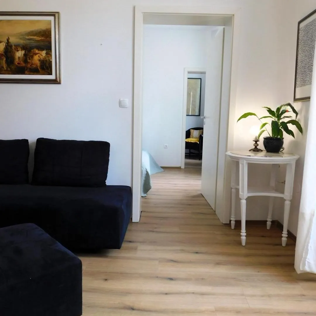 Fina Apartment Opatija